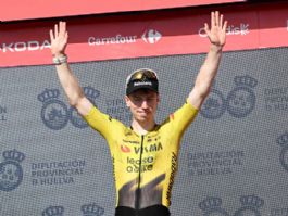 Matthew Brennan firma su quinta victoria en la Vuelta a Espa�a y Enric Mas llega de rojo a la contrarreloj