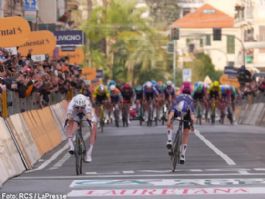 Tadej Pogacar gan� la Mil�n-San Remo con el cuadro de su bicicleta fisurado