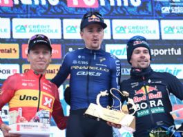 Tom Pidcock se impone en Superga y gana la Mil�n-Tur�n 2026