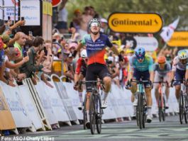 Olav Kooij abre su cuenta en el Tour de Francia con victoria al sprint en la 5ª etapa Olav Kooij abre su cuenta en el Tour de Francia con victoria al sprint en la 5ª etapa