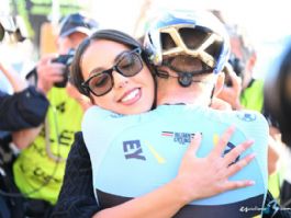 La esposa de Remco Evenepoel: "Le gusta hacerse el duro, pero se sentía muy culpable" La esposa de Remco Evenepoel: "Le gusta hacerse el duro, pero se sentía muy culpable"