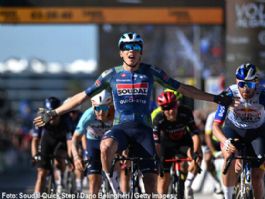 Paul Magnier repite victoria en Lagos y Juan Ayuso mantiene el liderato en la Volta al Algarve