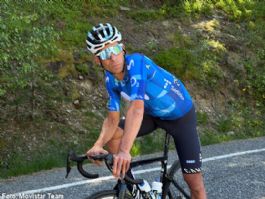 Movistar presenta su maillot para el Tour de Francia, inspirado en Barcelona y la Sagrada Familia