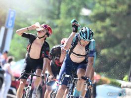 La UCI toma medidas en el Tour de Francia para proteger la salud de los ciclistas ante el calor extremo La UCI toma medidas en el Tour de Francia para proteger la salud de los ciclistas ante el calor extremo