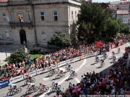 La Vuelta a Espa�a 2027 arrancar� en Galicia con una etapa en l�nea desde Santiago de Compostela