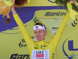 Tadej Pogacar gana en Les Angles y se viste de amarillo en el Tour de Francia Tadej Pogacar gana en Les Angles y se viste de amarillo en el Tour de Francia