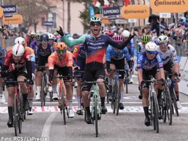 Tobias Lund Andresen se impone en la tercera etapa de la Tirreno-Adri�tico, Del Toro mantiene el liderato