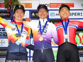 Karlijn Swinkels conquista el Trofeo Alfredo Binda tras batir a Anna van der Breggen Karlijn Swinkels conquista el Trofeo Alfredo Binda tras batir a Anna van der Breggen