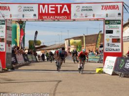 Diego Ruiz de Arcaute gana en Villalpando y Óscar Vian mantiene el liderato de la Vuelta a Zamora Diego Ruiz de Arcaute gana en Villalpando y Óscar Vian mantiene el liderato de la Vuelta a Zamora