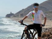 Titan Desert Almería: José Almagro y el deporte como aliado para superar el cáncer Titan Desert Almería: José Almagro y el deporte como aliado para superar el cáncer