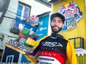 Sebastián Holguín se corona en el Red Bull Cerro Abajo en Valparaíso Sebastián Holguín se corona en el Red Bull Cerro Abajo en Valparaíso