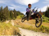 Tarek Rasouli vuelve a rodar en un bike park 24 años después de su lesión medular Tarek Rasouli vuelve a rodar en un bike park 24 años después de su lesión medular