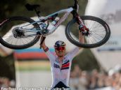 Tom Pidcock y Sina Frei conquistan los títulos mundiales de XCO en Val di Sole Tom Pidcock y Sina Frei conquistan los títulos mundiales de XCO en Val di Sole