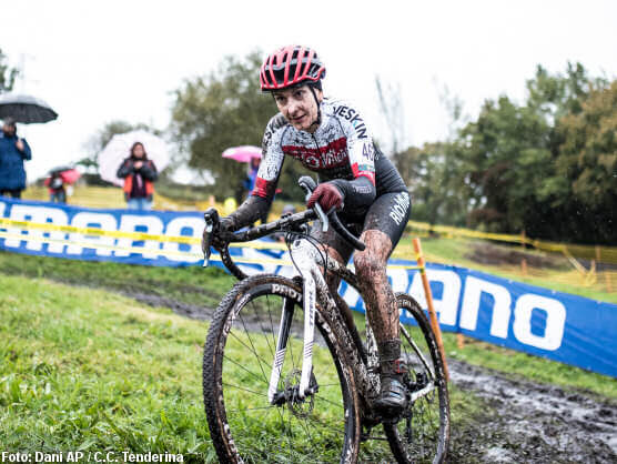 Miguel Valls y Aida Nuo se llevan el Ciclocross de La Tenderina