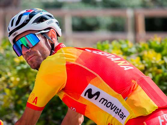 Momparler afirma que la seleccin quiere "disfrutar al mximo" de Valverde