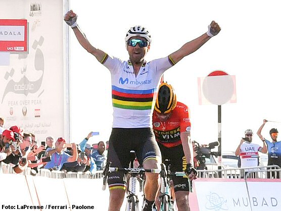 Alejandro Valverde: "El arcoíris es una responsabilidad, pero estoy disfrutándolo" Alejandro Valverde: "El arcoíris es una responsabilidad, pero estoy disfrutándolo"