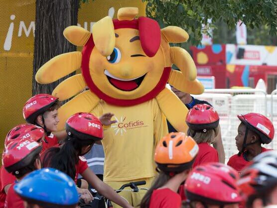 La Vuelta Junior Cofidis acerca la educación vial y los hábitos saludables a 2.500 escolares de Madrid La Vuelta Junior Cofidis acerca la educación vial y los hábitos saludables a 2.500 escolares de Madrid