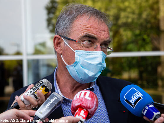 Bernard Hinault ser homenajeado en Asturias