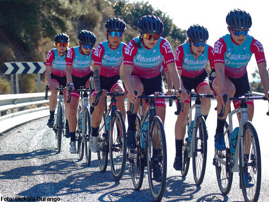 El equipo Bizkaia-Durango anuncia su despedida del ciclismo profesional