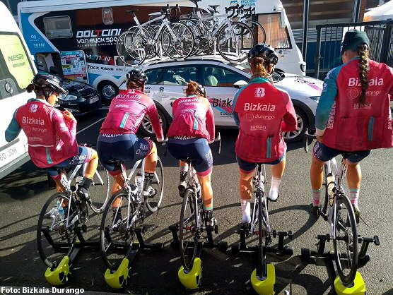 El equipo Bizkaia-Durango estrena temporada en la Vuelta a la Comunidad Valenciana El equipo Bizkaia-Durango estrena temporada en la Vuelta a la Comunidad Valenciana