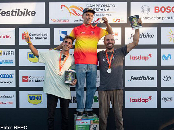 Varo Hernndez, campen de Espaa de BMX Freestyle Flatland