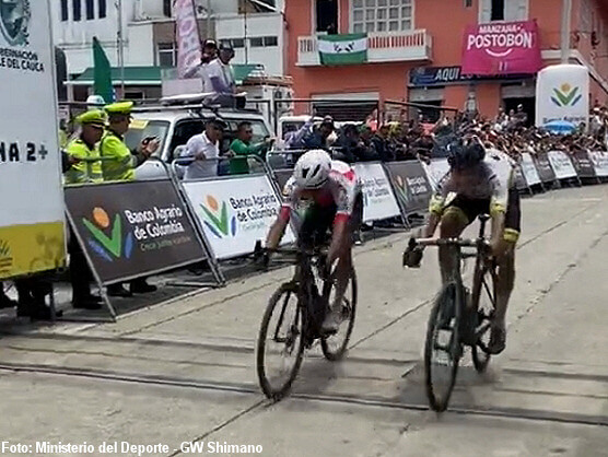 Clásico RCN: Rodrigo Contreras gana en Versalles, Aldemar Reyes se viste de amarillo Clásico RCN: Rodrigo Contreras gana en Versalles, Aldemar Reyes se viste de amarillo