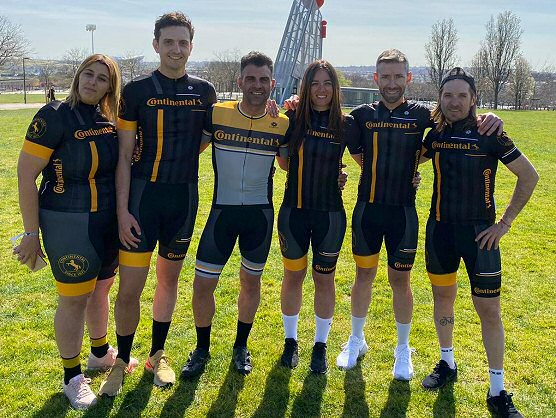 Continental presenta su equipo para la Quebrantahuesos, liderado por scar Pereiro