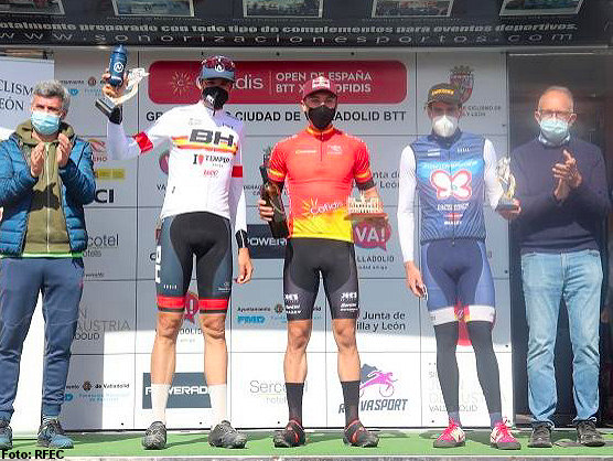 Vlad Dascalu y Loana Lecomte, primeros lderes del Open de Espaa XCO Cofidis 2021