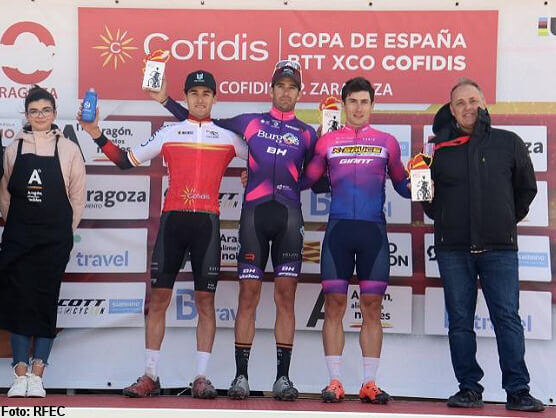 Felipe Orts y Janika Loiv vencen en la Copa de Espaa XCO Cofidis de Zaragoza