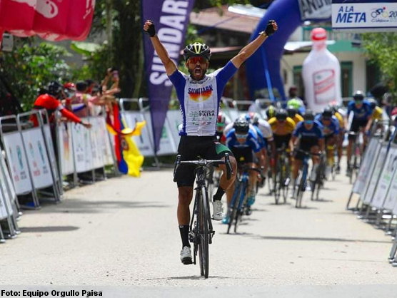 Clsico RCN: Edison Muoz gana la segunda etapa pese a una cada, scar Sevilla lder