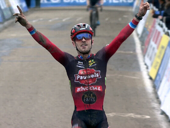 Iserbyt y Vam Empel se alzan con la victoria en el ciclocross de Baal