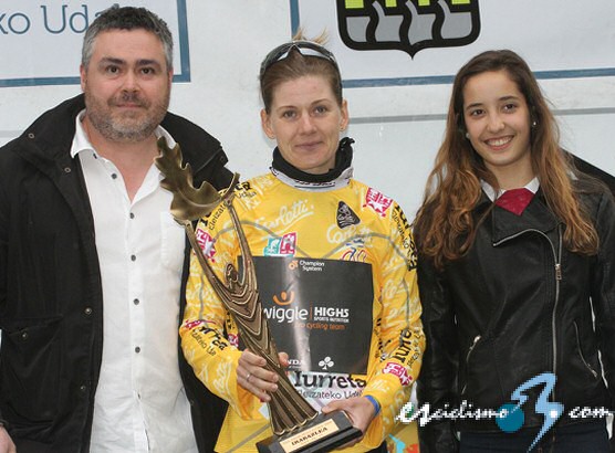 Emakumeen Bira: Emma Johansson repite victoria y se viste de amarillo en Urkiola Emakumeen Bira: Emma Johansson repite victoria y se viste de amarillo en Urkiola