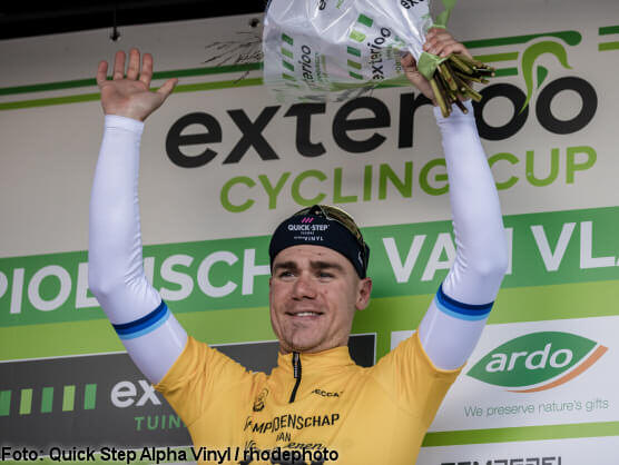 Jakobsen bate a Ewan y Groenewegen en el Campeonato de Flandes