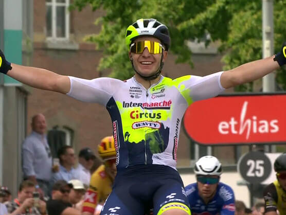 Gerben Thijssen puede con Caleb Ewan en el Tour de Limburgo