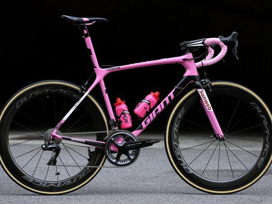 Giant TCR Advanced SL, bicicleta conmemorativa de la victoria de Dumoulin en el Giro Giant TCR Advanced SL, bicicleta conmemorativa de la victoria de Dumoulin en el Giro