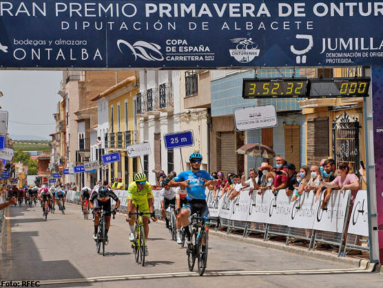 David Martn vence en Ontur y Miquel se corona campen de la Copa de Espaa lite-Sub23