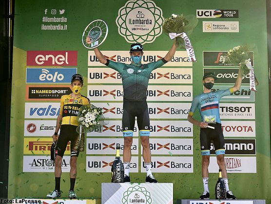 Jakob Fuglsang se exhibe en Il Lombarda