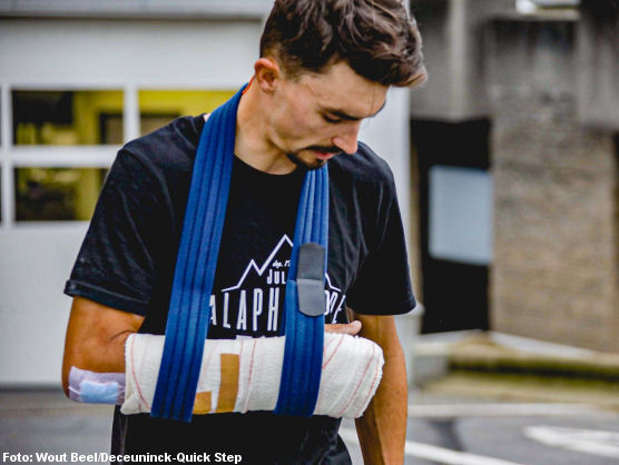 Julian Alaphilippe, operado con xito de las fracturas en la mano derecha