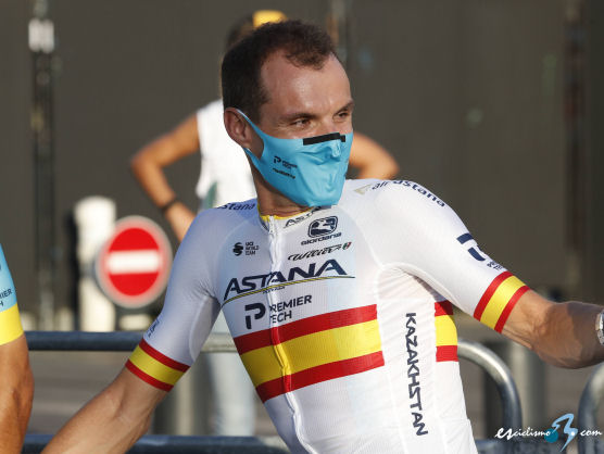 Luis Len Snchez y los hermanos Ion y Gorza Izagirre renuevan con Astana