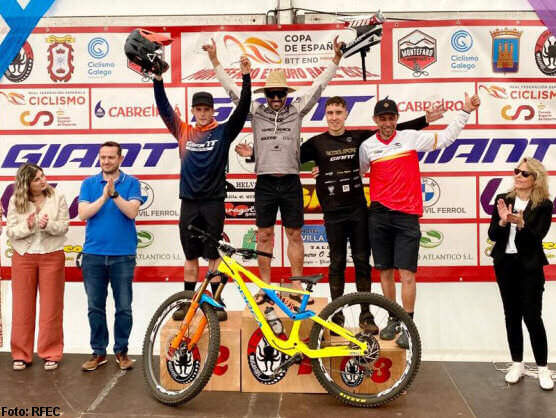 Edgar Carballo y Cristina Menndez se imponen con autoridad en la Montefaro Enduro Race