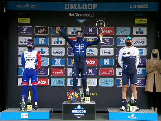Davide Ballerini inaugura con victoria en la Omloop Het Nieuwsblad la temporada de clásicas Davide Ballerini inaugura con victoria en la Omloop Het Nieuwsblad la temporada de clásicas
