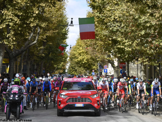 Listado oficial de ciclistas preinscritos en el Giro de Italia 2024 Listado oficial de ciclistas preinscritos en el Giro de Italia 2024