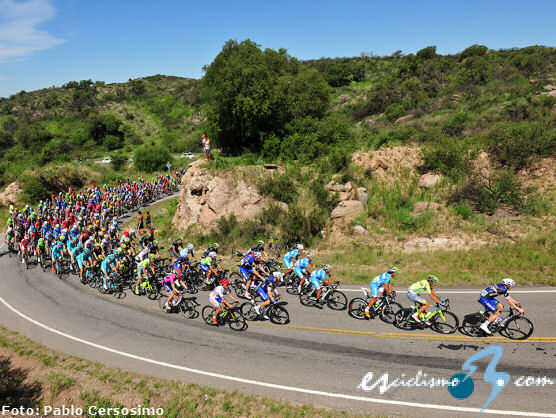 Los grandes equipos compiten contra otros más humildes en el Tour de San Luis Los grandes equipos compiten contra otros más humildes en el Tour de San Luis