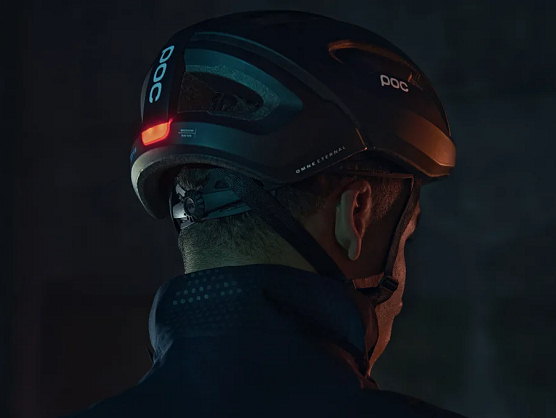 POC lanza el Omne Eternal, el primer casco autoalimentado del mundo con energa infinita