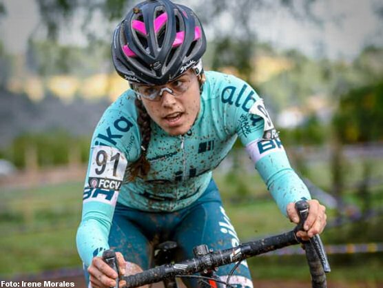 Sara Bonillo: "Colgarme una medalla y lograr una plaza para el Mundial son mis objetivos en Pontevedra" Sara Bonillo: "Colgarme una medalla y lograr una plaza para el Mundial son mis objetivos en Pontevedra"