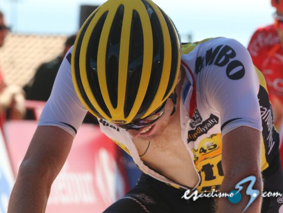Vuelta a Espaa: Un bolardo sin sealizar provoc la cada de Kruijswijk