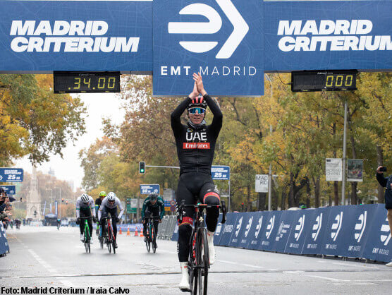Tadej Pogacar gana la prueba en lnea del Madrid Critrium y Juan Ayuso la eliminacin