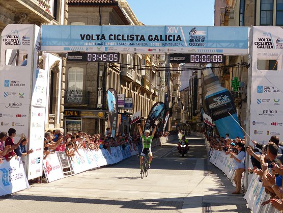 La Volta a Galicia arranca con una contrarreloj por equipos en Noia La Volta a Galicia arranca con una contrarreloj por equipos en Noia