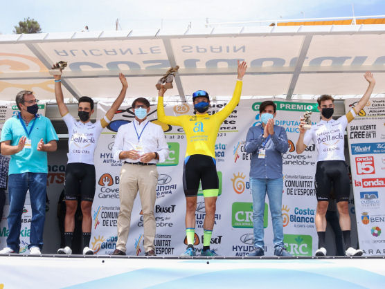 Tobias Perry se proclama vencedor de la Vuelta Ciclista a la provincia de Alicante