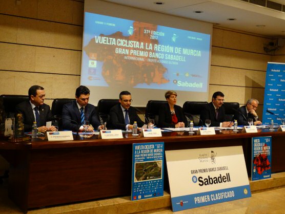 Presentada la Vuelta a Murcia, con un pelotón de 19 equipos y 133 corredores Presentada la Vuelta a Murcia, con un pelotón de 19 equipos y 133 corredores